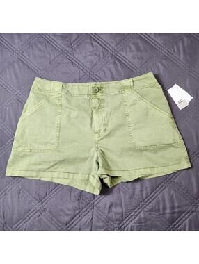 Nordstrom BP Women’s Shorts Size 12 Cargo Green Indie Folk Hiking Adventure NWT